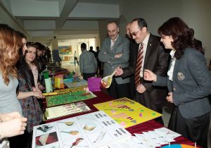 Eğitime sergili destek